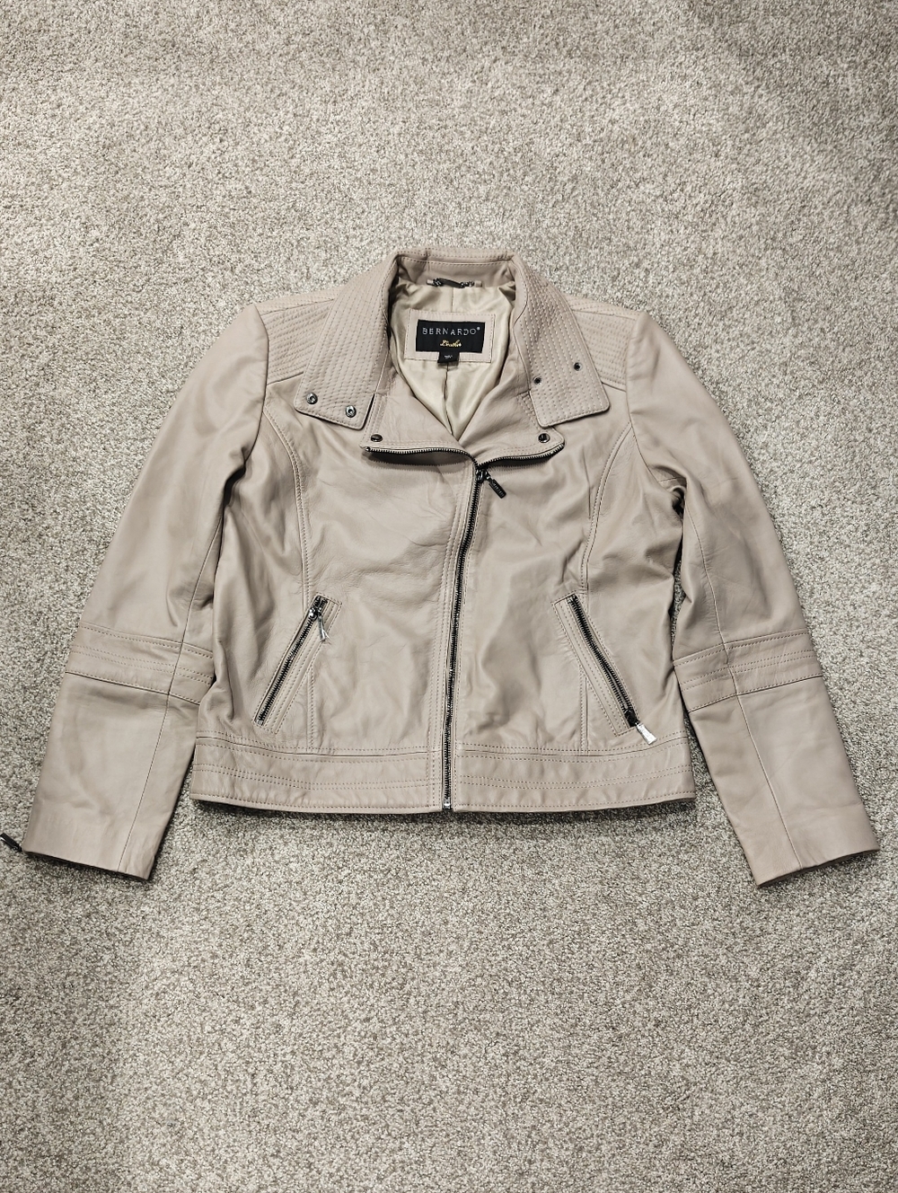 Bernardo Genuine Leather Moto Jacket Soft Taupe Sz L